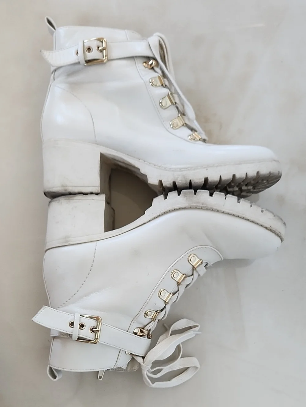 Wild Pair White Combat Boots  Fasgion Shoes Size 8